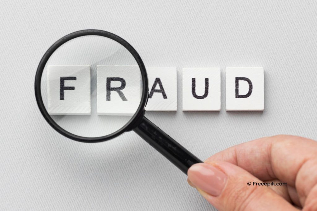 Fraud dalam Bisnis: Jenis, Dampak, dan Cara Pencegahannya : EF EFEKTA English for Adults