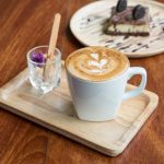 Minuman Cappuccino Jadi Favorit di Kafe
