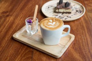 Minuman Cappuccino Jadi Favorit di Kafe